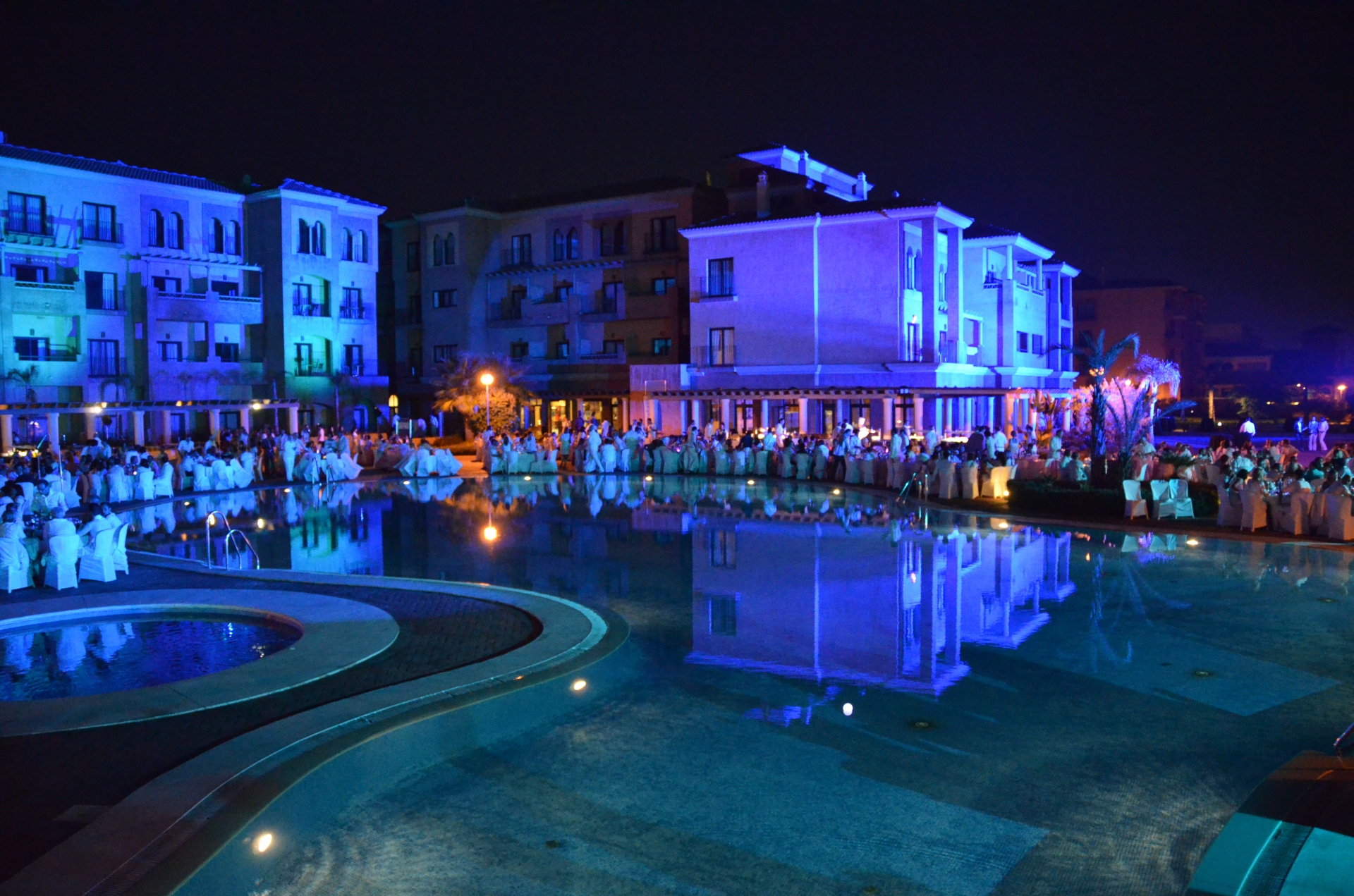 Evento nocturno en piscina — Hotel Barceló Punta Umbría